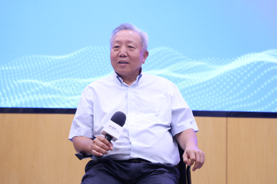 吴晓求：巴菲特在中国没有地位，在美国有地位