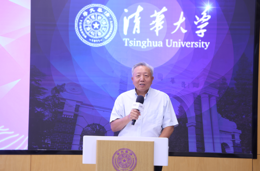 吴晓求：资本市场退市赔偿机制没建起来，快速的退市对投资者是不利的