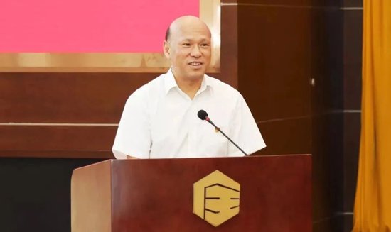 “京城国企第一贪”，他的权色交易是同性